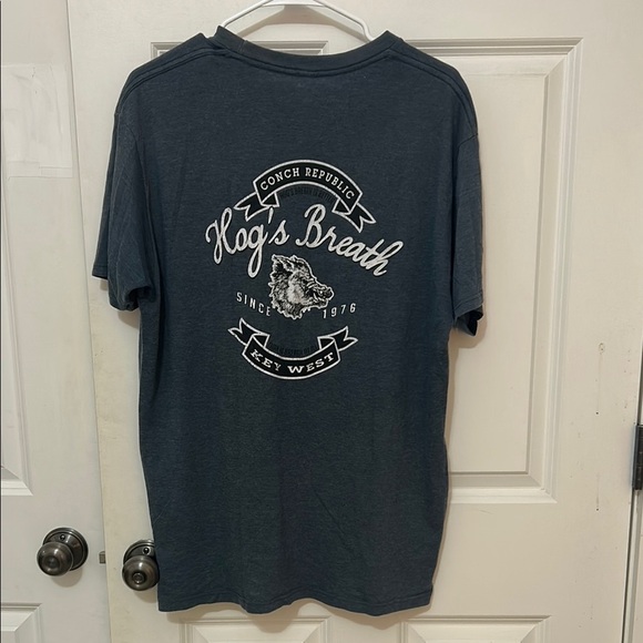 Hog’s breath conch Republic Key West blue T-shirt size XL crewneck short sleeve - Picture 1 of 5